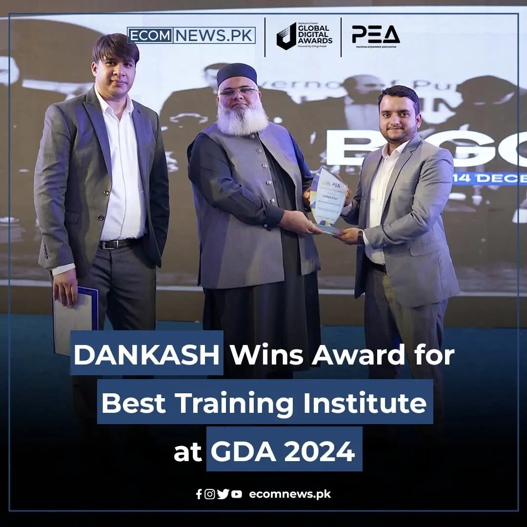 Dankash receives the award for Best Training Institute at GDA 2024